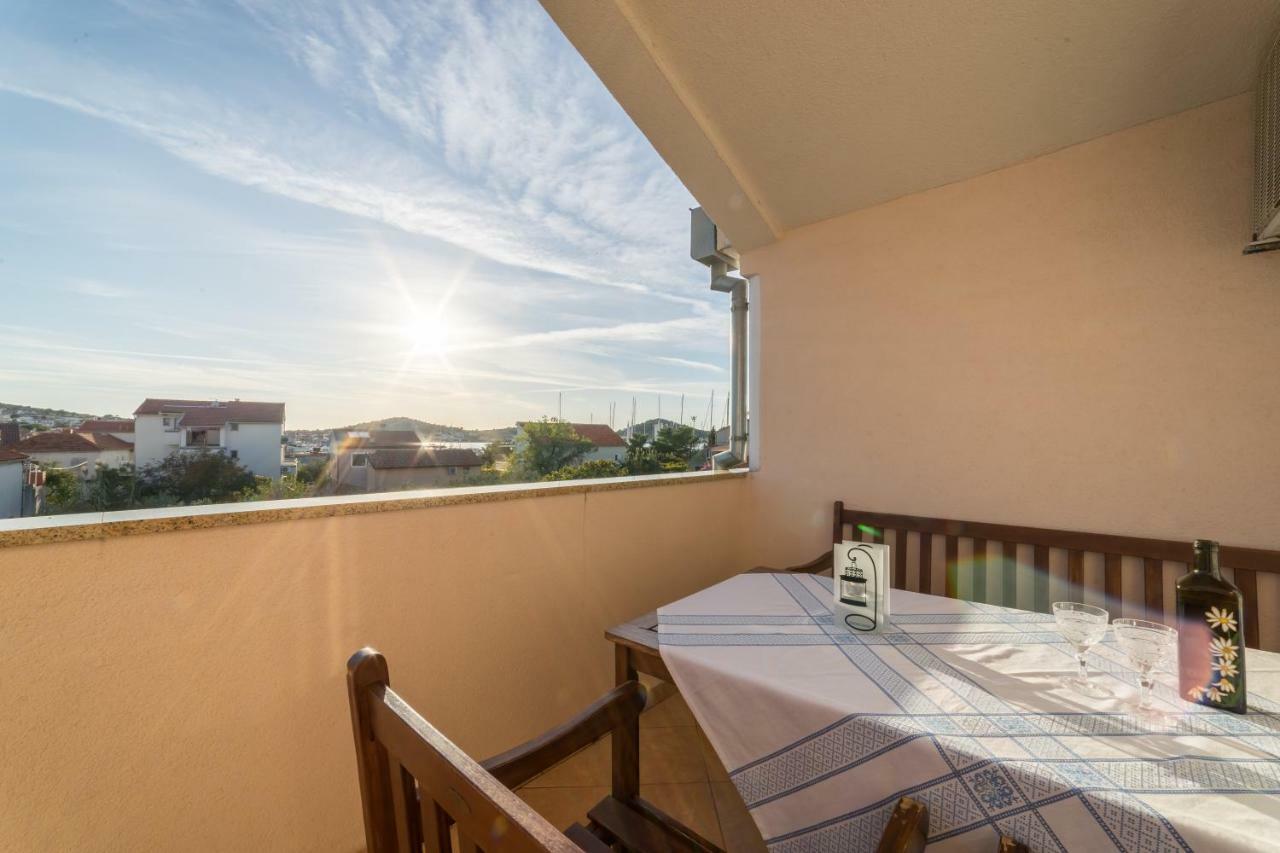 Apartments Jakovcev เบทินา ภายนอก รูปภาพ