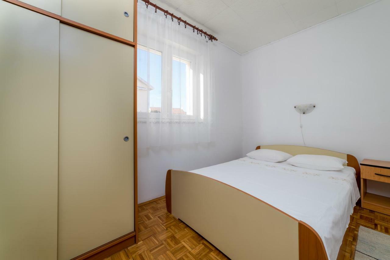 Apartments Jakovcev เบทินา ภายนอก รูปภาพ